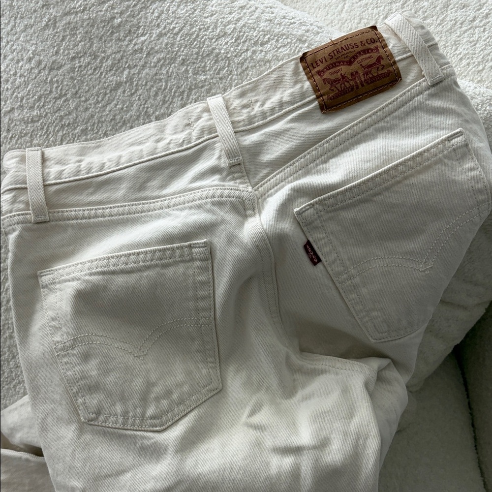 Levi's Women's Off-White Jeans